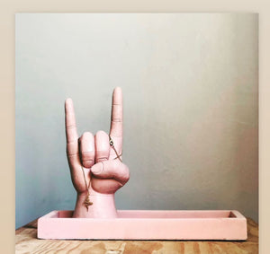 Rock on hand + rectangle tray set