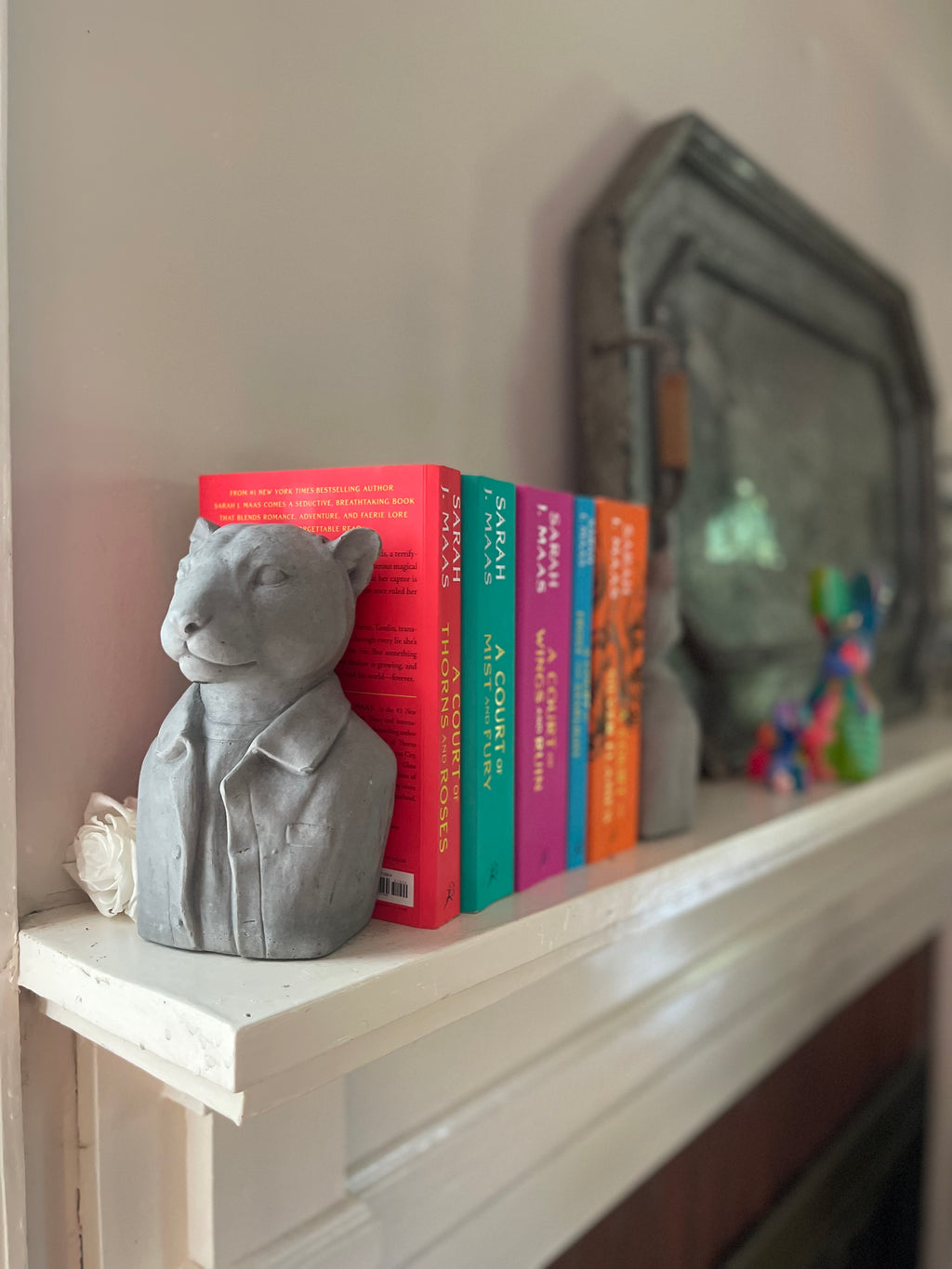 Gavriel lion bookend