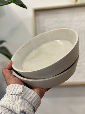 Medium Size Pet Bowl Set- white